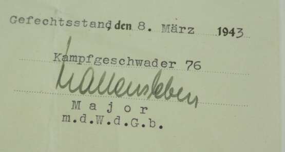 Frontflugspange für Kampfflieger, in Bronze Urkunde für einen Obergefreiten und Bordschützen im K.G. 76. - photo 2