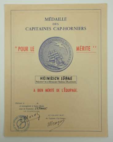 Heinrich Lübke - Medaillle des Capitaines Cap-Horniers Urkunde. - фото 1