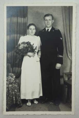 SS-Soldat "Das Reich" Hochzeitsfoto. - photo 1