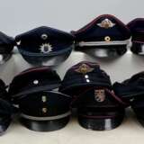 BRD: Sammlung Feuerwehr Kopfbedeckungen. - фото 1