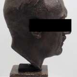 Ferdinand Liebermann: Adolf Hitler Bronze Porträt-Büste. - photo 6