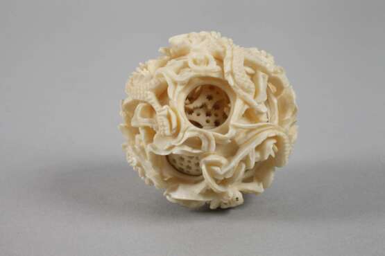 Two Ivory Carvings - photo 5
