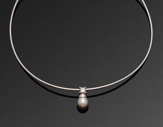 Elegante Halsspange mit Perl-Diamantanhänger - Foto 1