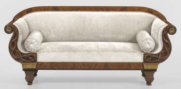 Großes Biedermeier-Sofa