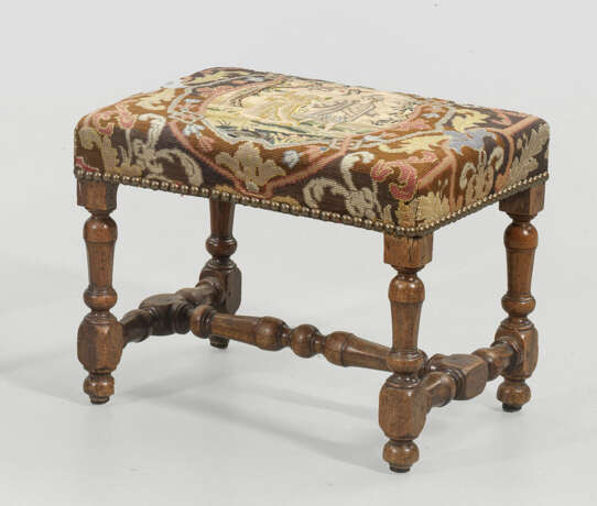 Kleines Barock-Tabouret - photo 1