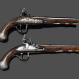 Paar hochbedeutende Steinschloss-Reiterpistolen - photo 9
