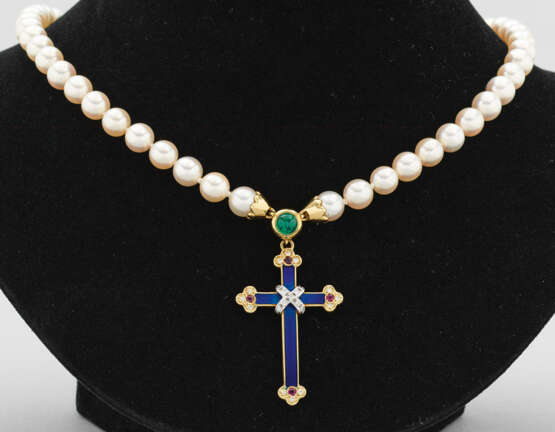 Perlenkette mit Kreuzanhänger aus der Kollektion Fabergé - Foto 1