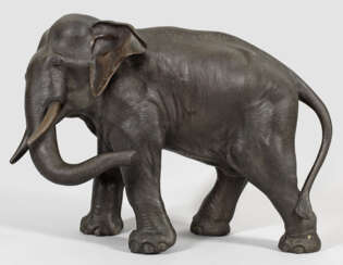 Japanischer Bronze-Elefant