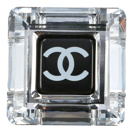 CHANEL Pin, Herbst/Winter 2005. - photo 1