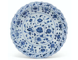 AN IMPORTANT BLUE AND WHITE BARBED 'AUSPICIOUS FLOWER' DISH ...