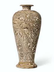 A VERY RARE MARBLED VASE, MEIPING