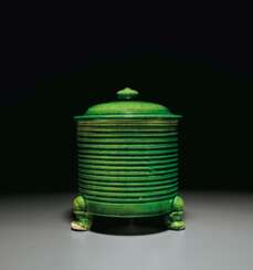 A RARE RIBBED GREEN-GLAZED POTTERY TRIPOD CENSER AND A COVER...