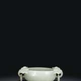 A WHITE JADE 'MARRIAGE' BOWL - фото 1
