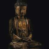 A RARE DRY LACQUER FIGURE OF A SEATED BUDDHA - Foto 2