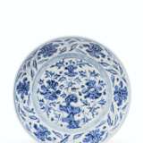 A LARGE BLUE AND WHITE DISH - photo 1