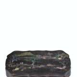 AN UNUSUAL MOTHER-OF-PEARL-INLAID BLACK LACQUER SHALLOW BOX ... - photo 1