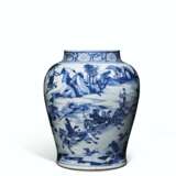 A LARGE BLUE AND WHITE BALUSTER JAR - фото 1
