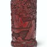 A CARVED RED LACQUER BRUSH POT - фото 1