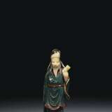 A PAINTED SOAPSTONE FIGURE OF A SCHOLAR - фото 1