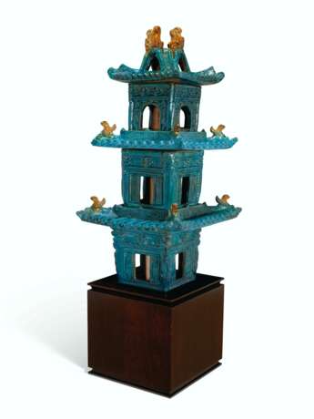 A TURQUOISE AND OCHRE-GLAZED TILEWORKS MODEL OF A PAGODA - photo 3