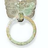 A PAIR OF UNUSUAL BRONZE TAOTIE MASKS AND RING HANDLES - фото 2