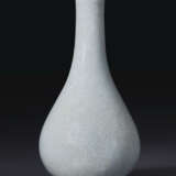 A RARE SMALL RU-TYPE PEAR-SHAPED BOTTLE VASE - photo 1