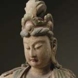 A LARGE PAINTED WOOD FIGURE OF A SEATED BODHISATTVA - photo 3