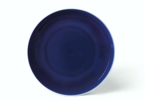 A BLUE-GLAZED DISH - photo 1