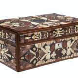 AN ITALIAN MARBLE AND MOTHER-OF-PEARL INLAID FRUITWOOD CASKE... - фото 1