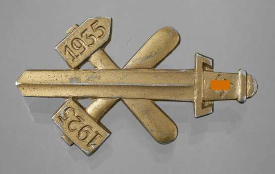 Abzeichen ”10 Jahre NSDAP Gau Essen 1925–1935” - фото 1