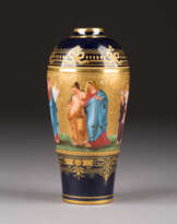 Kleine Ziervase Im Wiener Stil