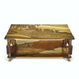 A TWO-TIERED LACQUER TABLE - Foto 1