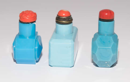 6 Snuff Bottles - photo 8