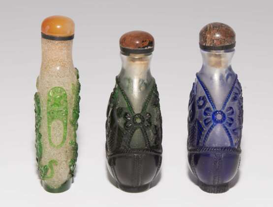 6 Überfangglas Snuff Bottles - фото 15