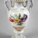 Meissen Schlangenhenkelvase "Blumenbukett" - photo 1