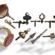 Uhrenschlüssel/PetschafTiefe: Konvolut seltene Taschenuhrenschlüssel/Petschaften, ca.1650-1850 - фото 1