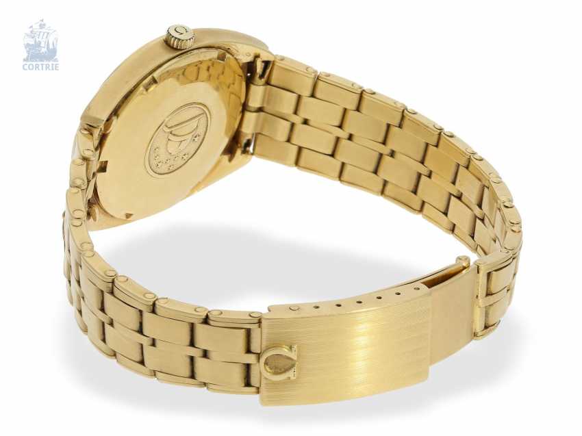 Auction Watch A Luxury Version Of A Omega Constellation Ref 168027 From 1970 In 18k Yellow Gold With Original Box Chronometer Buy Online By Veryimportantlot Com Auction Catalog High Quality Handbags And Watches