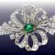 Brosche: reichhaltig besetzte, ausgesprochen dekorative und sehr wertvolle vintage Smaragd/Diamant-Schleifenbrosche, ca. 4ct Diamanten - Foto 1