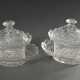 Paar Kristall Deckel-Bonbonnieren auf ovalen Tellern mit reichem Steinel-, Baccarat- und Olivenschliff, 19.Jh., 16x21x15cm - Foto 1