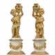 A PAIR OF RESTAURATION ORMOLU AND WHITE MARBLE CANDLESTICKS - Foto 1