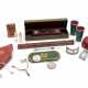 A SUITE OF FRENCH SILVER AND SILVER-MOUNTED TRAVEL AND DESK ACCESSORIES - Foto 1