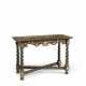 A SOUTH EUROPEAN BLACK AND GILT-JAPANNED, MOTHER-OF-PEARL-INLAID AND EBONIZED CENTER TABLE - Foto 1