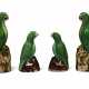 TWO PAIRS OF GREEN-ENAMELED FIGURES OF PARROTS - фото 1