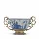 A SILVER-GILT MOUNTED CHINESE EXPORT PORCELAIN BLUE AND WHITE TEABOWL - фото 1
