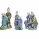THREE CHINESE EXPORT PORCELAIN FAMILLE ROSE FIGURE GROUPS - Foto 1