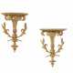 A PAIR OF GILTWOOD WALL BRACKETS - фото 1