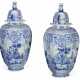 A PAIR OF DUTCH DELFT BLUE AND WHITE VASES AND COVERS - фото 1