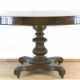 Biedermeier-Tisch, Mahagoni furniert, über 4-passig eingebogter Fußplatte auf Rollen gedrechselte, beschnitzte Mittelsäule und ovale Platte, restaurierungsbedürftig, 75x108x54 cm - фото 1