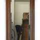 Kleiner Salonspiegel, Rahmen restauriert, neues facettiertes Spiegelglas, 102x49x4 cm - Foto 1