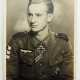 Wehrmacht: Porträt-Foto Ritterkreuzträger Hans Siegler. - photo 1